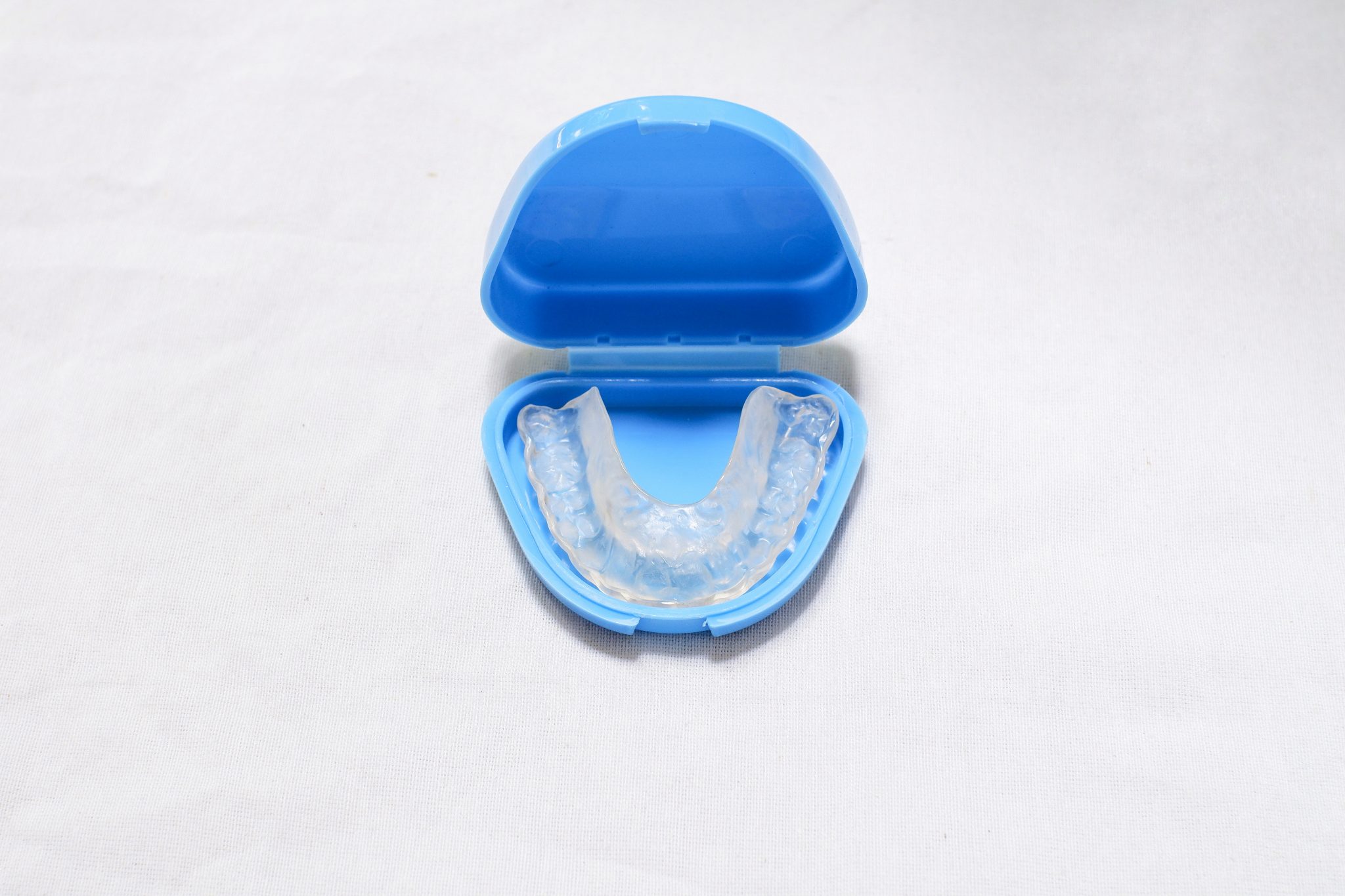 Houston Dentist Uses A Mouthguard To Stop TMJ Pain | Houston, TX